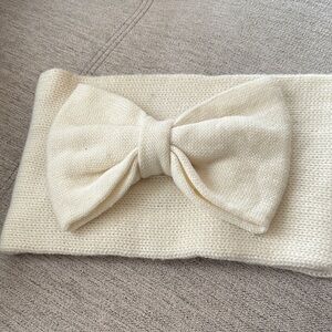 Kate Spade Cream Bow Knit neck band scarf